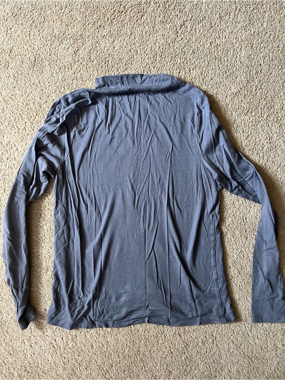 Old Navy Gray Long Sleeve Tee